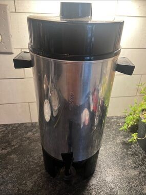 36 cup Regal Stainless Steel Coffee Percolator urn. Black Lid and Base. Tested!!